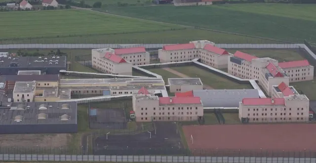 photo  l’arme artisanale a été retrouvée dans une salle commune partagée par plusieurs détenus du centre de détention d’argentan (orne).  &copy;  archives ouest-france 