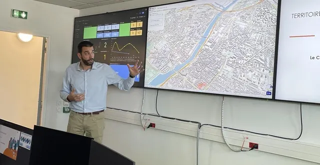 photo  guillaume cesbron, responsable du centre de pilotage de l’hyperviseur d’angers loire métropole.  &copy;  ouest-france 