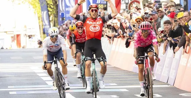 photo  le français kévin vauquelin (arkéa - b&b hotels) s’est imposé au mans, à l’occasion de la dernière étape du région pays de la loire tour, ce vendredi 11 avril.  &copy;  dominique breugnot 