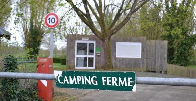 photo  après la fermeture définitive du camping l’œil dans le rétro, la municipalité va installer une aire avec le prestataire camping-car park.  &copy;  le maine libre 