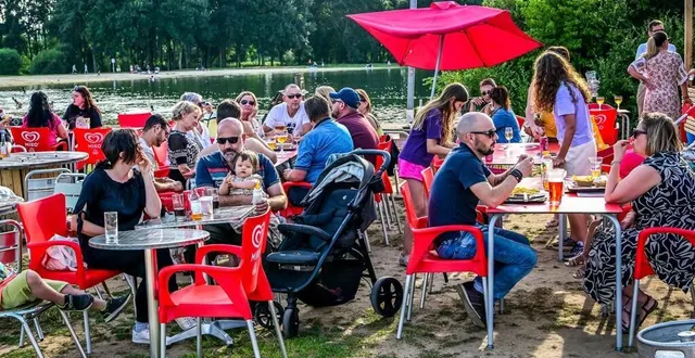 photo  la guinguette de la gèmerie, à arnage, a rouvert depuis le 5 avril.  &copy;  archives le maine libre - yvon loué 
