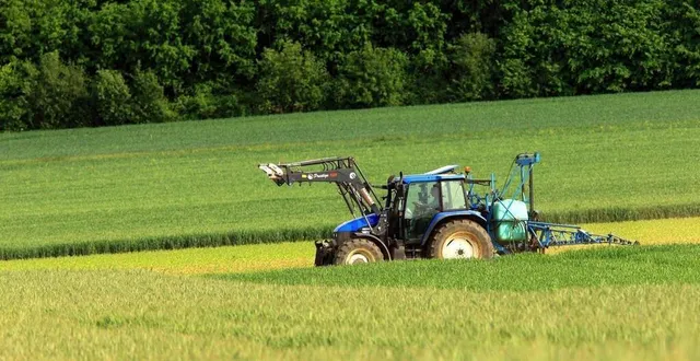 photo  un agriculteur de 43 ans a été écrasé par un tracteur samedi 12 avril 2025 à montreuil-le-chétif. il est décédé.  &copy;  photo : archives - yvon loue 
