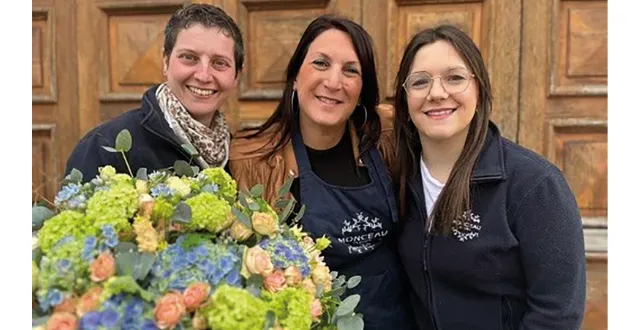 photo un large choix de fleurs de pâques dans les magasins monceau fleurs du mans &copy; monceau fleurs