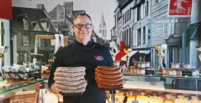 photo  la saucisse à l’oignon et la saucisse au piment d’espelette de nicolas lenormand, boucher à tinchebray-bocage (orne), ont été primées.  &copy;  ouest-france 