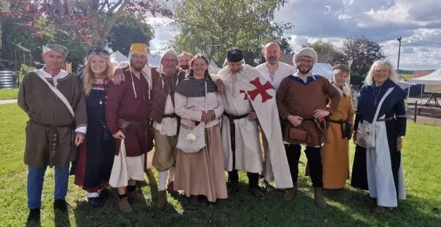 photo  un stage de danses médiévales est proposé à un public qui souhaite découvrir ou approfondir ces pratiques.  &copy;  ouest-france 