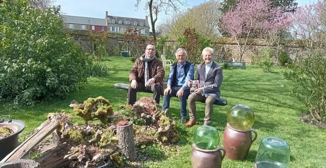 photo  trois membres de la commission événementielle : de gauche à droite : pascal boulenger, claude serais, jean-pierre manesse-dupont.  &copy;  ouest-france 