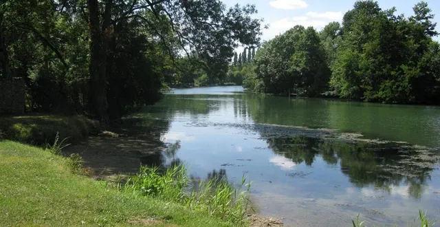 photo  quinze communes du sud de la sarthe, traversées par le loir, sont concernées par les restrictions dues à la présence d’une bactérie.  &copy;  archives ouest-france 