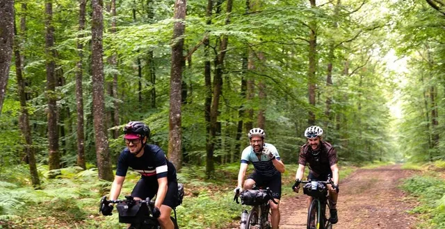photo  près de 400 engagés sont attendus sur le gravel sarthe tour fin mai-début juin 2025.  &copy;  passionné mans gravel 