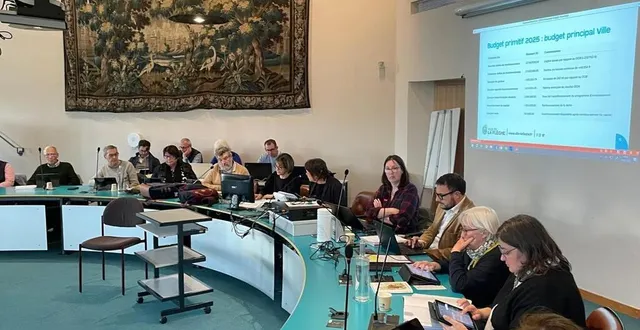 photo  le conseil municipal de la flèche a eu lieu ce lundi 14 avril 2025.  &copy;  le maine libre 