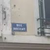 photo  la rue boucicaut va être renommée. 