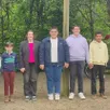 photo  le second groupe de jeunes de l’avant-scène en stage dans le parc municipal.. 