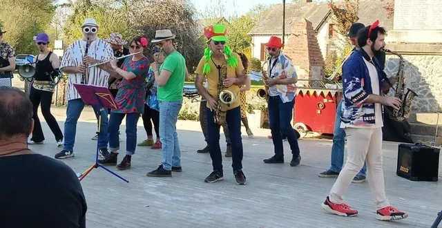 photo  la banda baz band s’est produite à la fin de la journée.  &copy;  co 