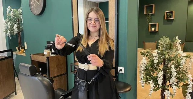 photo  depuis le 1er avril 2025, noémie firetto a rouvert le salon de coiffure d’auvers-le-hamon, près de sablé-sur-sarthe.  &copy;  le maine libre 
