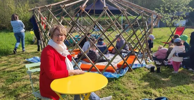 photo  sandrine brilland, après une animation à l’ehpad de candé le 10 avril, a convié les assistants maternels et le relais petite enfance pour une journée plein air aux jardins familiaux de la saulaie le 11.  &copy;  ouest-france 