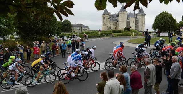 photo  saumur, 4 juillet 2016. la dernière fois qu’angers et saumur ont été villes-étapes du tour de france (masculin) remonte à neuf ans.  &copy;  archives co - laurent combet 