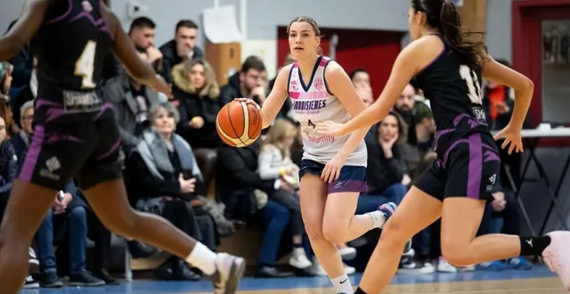photo  léa muchembled et lamboisières foncent vers la n1  &copy;  co - régine lemarchand 