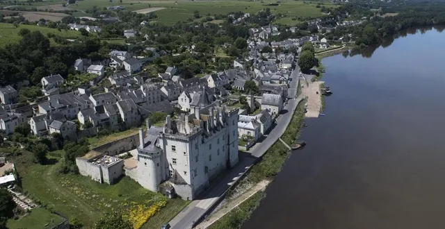 photo  le village de montsoreau a été classé parmi les plus beaux villages français par le journal britannique the times.  &copy;  archives ouest-france/philippe chérel 