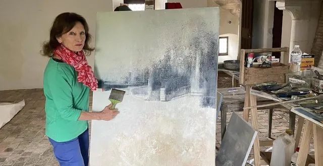 photo  michèle gosnet-frassetto exposera ce tableau salon des beaux-arts, à paris, fin 2025. il peut se regarder dans les deux sens.  &copy;  le maine libre 