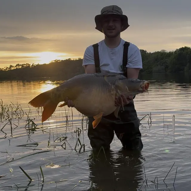photo originaire de saint-hilaire-du-bois (maine-et-loire), evann veron a hérité de la passion de la pêche de son grand-père.  ©  evann veron