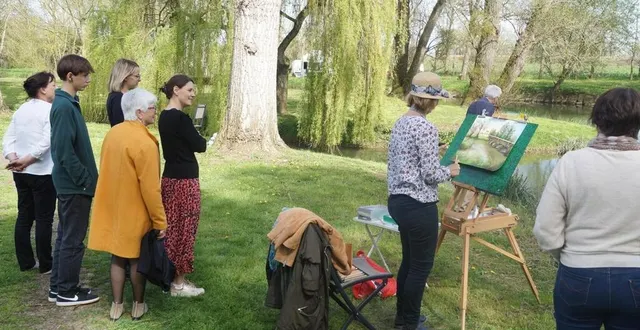 photo  peintres dans le bocage s’installe en 2025 à neuville-sur-sarthe. ici à montbizot.  &copy;  archives ouest-france 