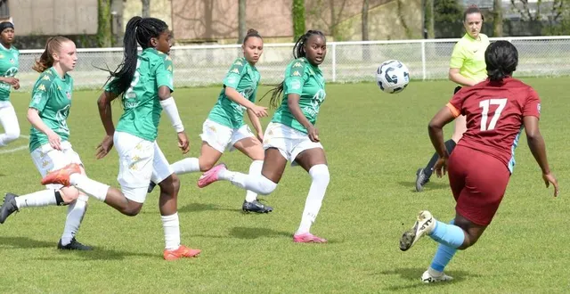 photo  les joueuses réservistes de la croix-blanche ont vécu une déroute sportive.  &copy;  co - jérôme hurstel 