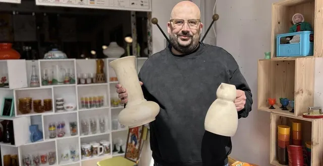 photo  passionné de céramiques, benoît ciron, brocanteur à bazouges-cré-sur-loir (sarthe), a mis la main sur trois pièces de céramiques d’un grand nom de l’art déco, perdues depuis près de 90 ans.  &copy;  ouest-france 