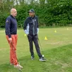 photo  pierre-arnaud amato et jérémie chevalier, professeur de golf. 