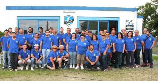 photo  c’est toute une équipe de bénévoles expérimentés qui attend les randonneurs, samedi 24 mai.  &copy;  ouest-france 