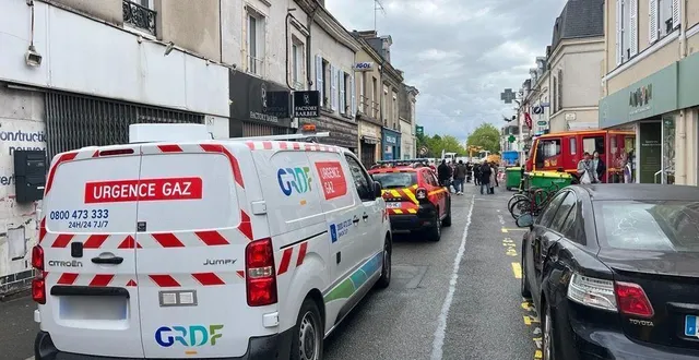 photo  mercredi 23 avril, 2025, une partie de la rue nationale a été coupée au mans, après une fuite de gaz.  &copy;  ouest-france 