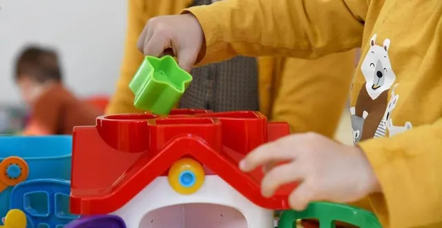 photo  un préavis de grève est lancé dans le groupe vyv3 qui comprend notamment des crèches sur angers.  &copy;  illustration co - marie delage 