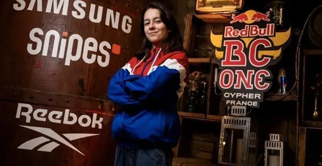 photo  juliette corfdir, bientôt 19 ans, s’apprête à s’envoler pour le brésil pour dix jours. dix jours durant lesquels, elle sera juge d’une rencontre de breakdance, mais aussi lors desquels elle dispensera son savoir de cette pratique acrobatique, qui « lie l’art et la technique ».  &copy;  nouvel air 