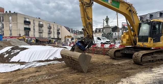 photo  les travaux qui se déroulent actuellement place washington, au mans, ont mis au jour des ossements humains.  &copy;  ouest-france 