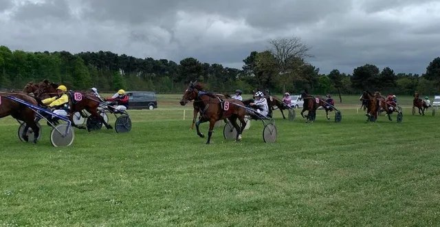 photo  dimanche dernier, la 3e course, sous un ciel menaçant.  &copy;  e maine librel 