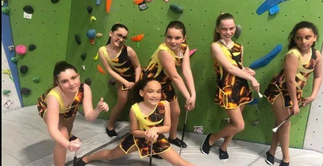 photo  l’équipe minime de twirling de tiercé.  &copy;  archives co 