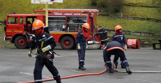 photo  à l’occasion des portes ouvertes au collège, les élèves de l’option jeunes sapeurs pompiers effectueront des démonstrations.  &copy;  archives ouest-france 