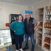 photo edwige, en compagnie de michel, a repris l’unique commerce du village.