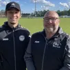 photo lenny rabian, en service civique, et gilles miguet, le président du groupement de football val de sarthe annoncent une fête, le samedi 26 avril 2025, pour la remise de deux labels.