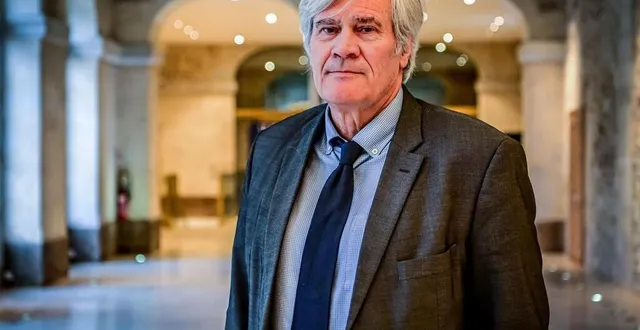 photo  stéphane le foll a choisi la motion qu’il va soutenir pour le prochain congrès.  &copy;  archives le maine libre- yvon loue 