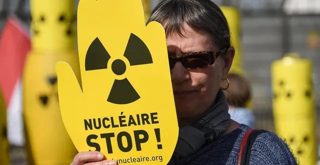 photo  ce samedi 26 avril 2025, au mans (sarthe), l’association « sortir du nucléaire 72 » organise un rassemblement pour commémorer le 39e anniversaire de la catastrophe nucléaire de tchernobyl (ukraine).  &copy;  afp 