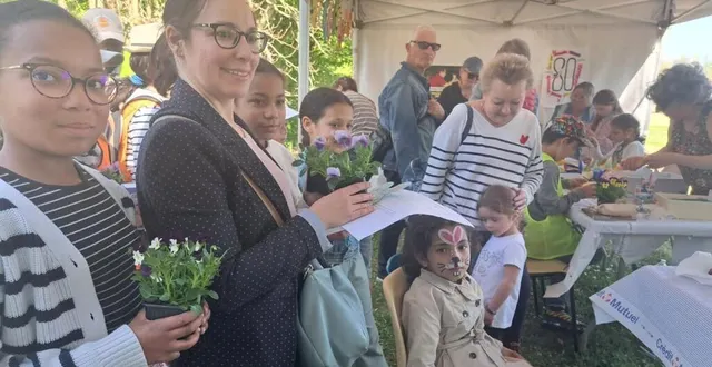 photo  les familles ont été accueillies par les bénévoles.  &copy;  le maine libre 