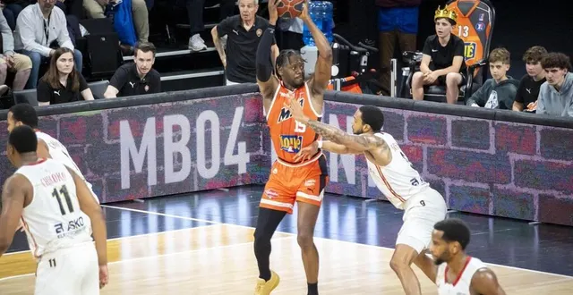 photo  wilfried yeguete voudra ajouter la coupe de france à un palmarès déjà riche d’un titre de champion de france et d’une leaders cup avec le msb.  &copy;  dominique breugnot 