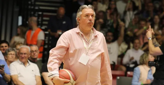 photo  le président de l’usbd alençon, christophe gandini, se réjouit de la réussite sportive de l’usbda… mais préfère patienter avant d’évoquer l’hypothèse d’une montée en ligue féminine.  &copy;  nathalie douley 