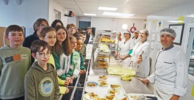photo  2025-04 tinchebray collège a camus semaine des langues pour la journée consacrée à l’irlande, des élèves mais aussi des enseignants arboraient la couleur verte.  &copy;  ouest-france 