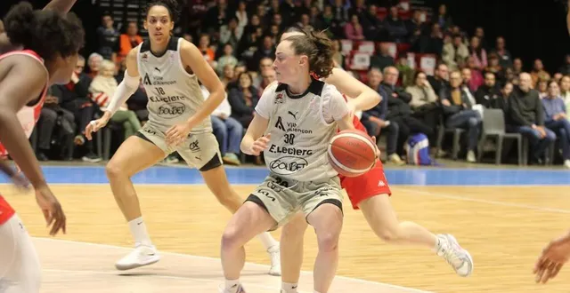 photo  cassandra vêtu (au centre) et l’usbd alençon se sont inclinées de justesse à montbrison, ce dimanche 27 avril, à l’occasion du match 1 des demi-finales de playoffs.  &copy;  archives nathalie douley 