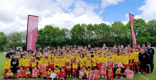 photo  tous les jeunes ont posé pour la photo officielle.   &copy;  le maine libre 