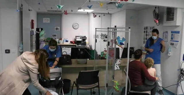 photo  l’incident s’est produit dimanche soir, dans le bâtiment aliénor, qui abrite les urgences pédiatriques du centre hospitalier du mans.  &copy;  archives ouest-france 