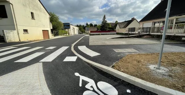 photo  la rue claude-chappe est passée dans le domaine public, la ville d’alençon a pu y financer un aménagement, dont une piste cyclable.  &copy;  ouest-france 