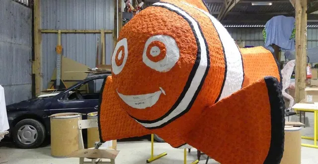 photo  plus que quelques jours de patience avant le défilé le 8 juin 2025 à 14 h.   &copy;  le maine libre 