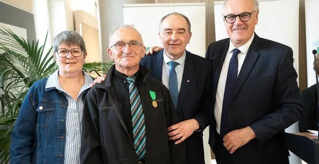 photo  henri génissel bénévole à saint-georges-des-groseillers et à flers, dans l’orne, a été distingué par le conseil départemental.  &copy;  conseil départemental 