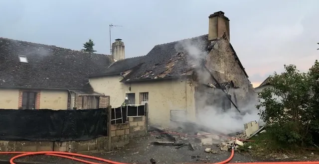 photo  ce samedi 3 mai 2025, un incendie s’est déclaré à champfleur (sarthe).  &copy;  ouest-france 
